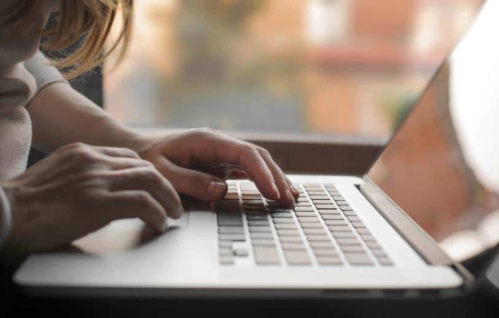 Musician searching for online resources