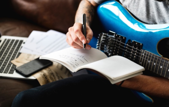 How to become a songwriter for a record label